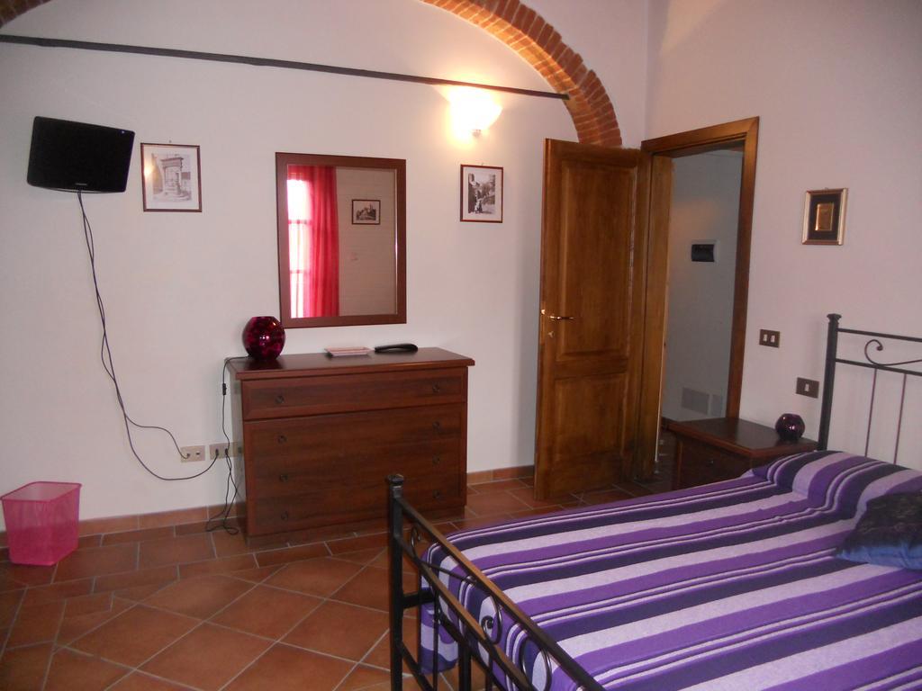 Casa Vacanze L'Oliveta Siena Buitenkant foto