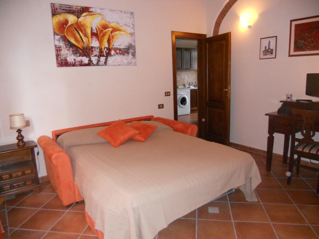 Casa Vacanze L'Oliveta Siena Buitenkant foto