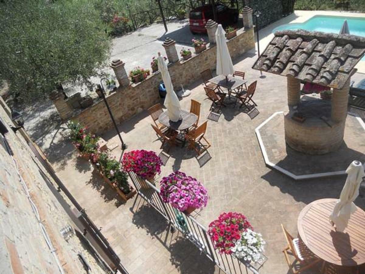 Casa Vacanze L'Oliveta Siena Buitenkant foto