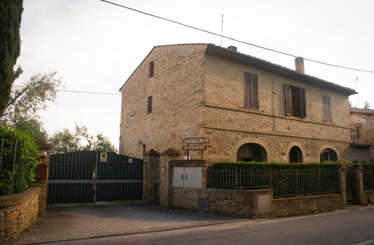 Casa Vacanze L'Oliveta Siena Buitenkant foto